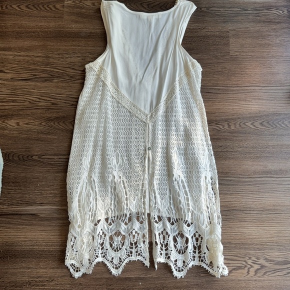 Lovestitch boho dressy crochet like accent tank top - Picture 5 of 6
